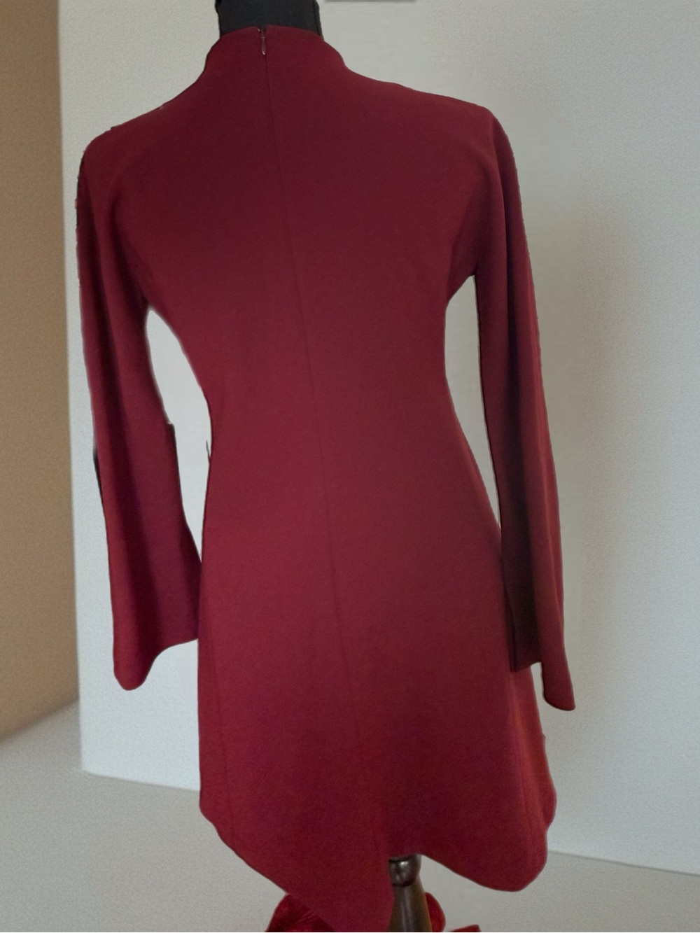 Theory Wine Long-Sleeve Shift Dress
